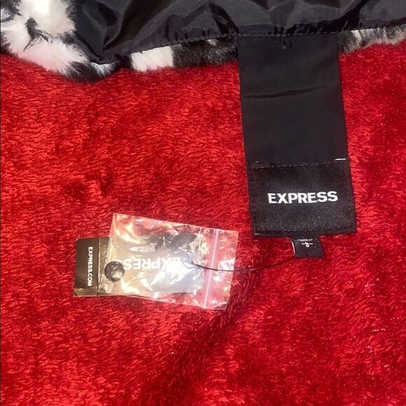 Express Women's Cheetah Print Black White Vest - Picture 4 of 6